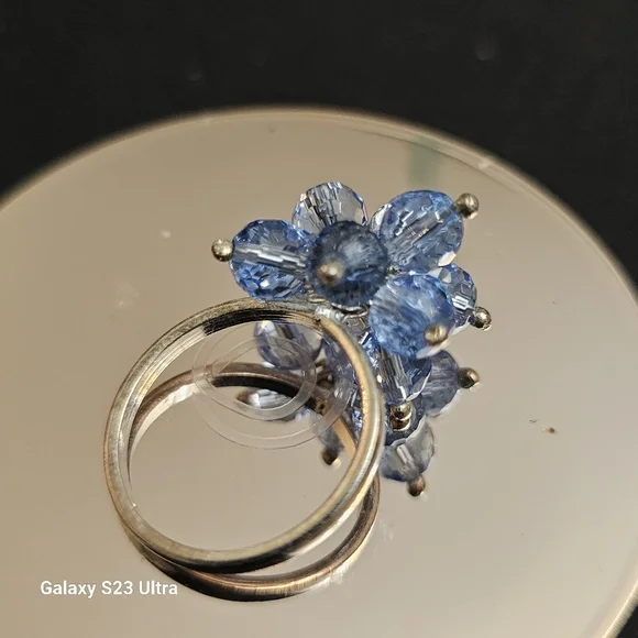 Blue Swarovski Bead Cluster Ring in Silver - Picture 4 of 6